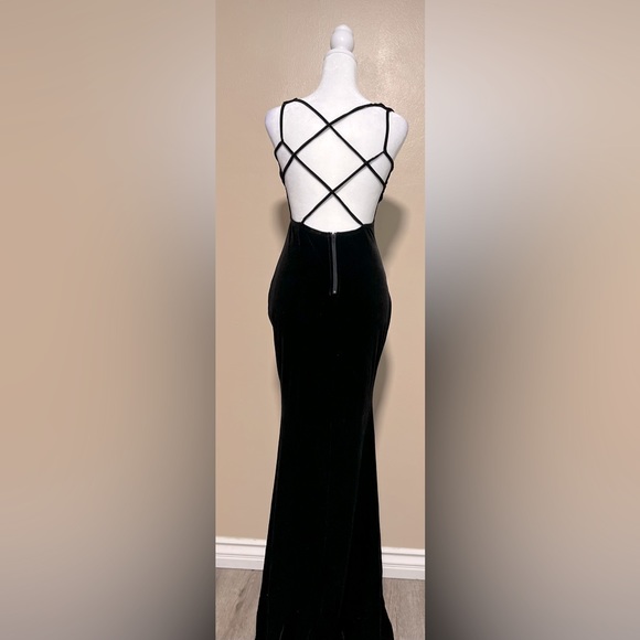 Windsor Lace-up back Suede gown|Size:Small - Picture 4 of 7